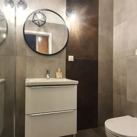 Kazart.pl 5 Centurm/plac Unii Lägenhet *